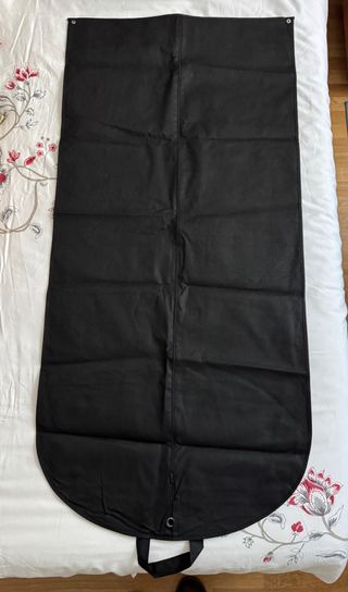 Funda de traje Armani negra