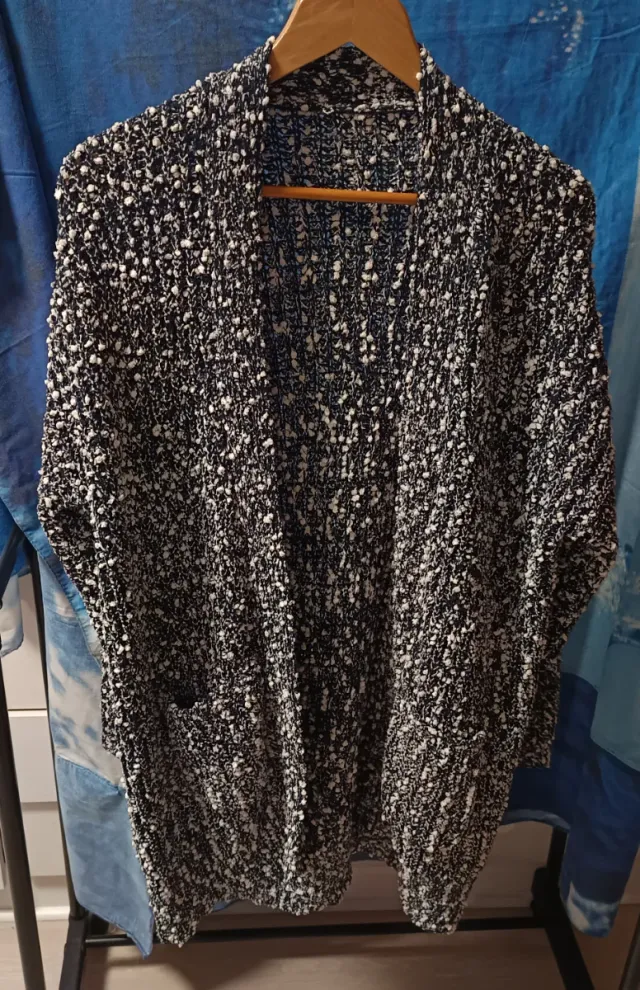 Chaqueta larga tejida