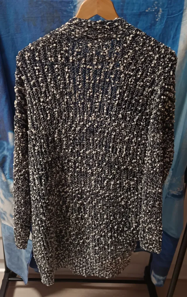 Chaqueta larga tejida