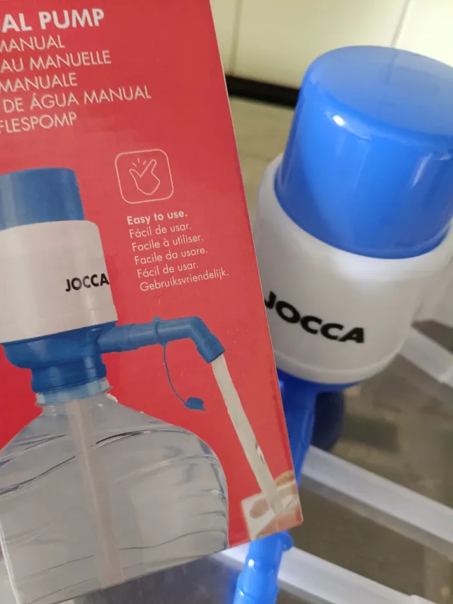 Bomba manual para botellas de agua JOCCA