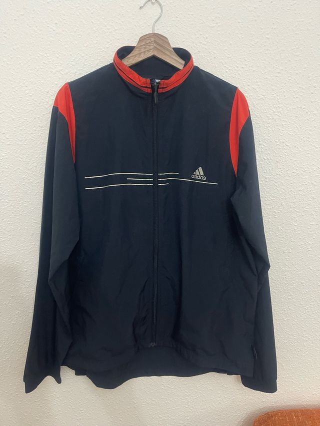 Chaqueta Adidas Negra y Roja