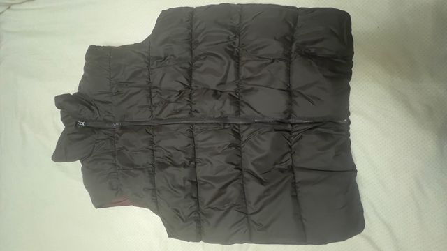 Abrigo sin mangas negro/marrón