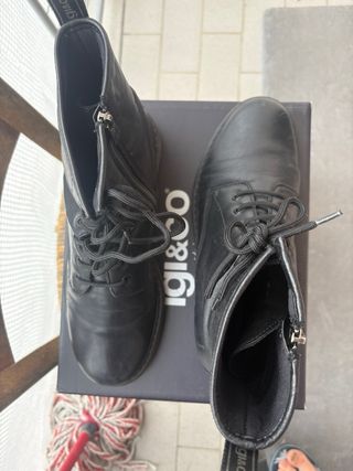 Stivaletti Igi&Co in pelle