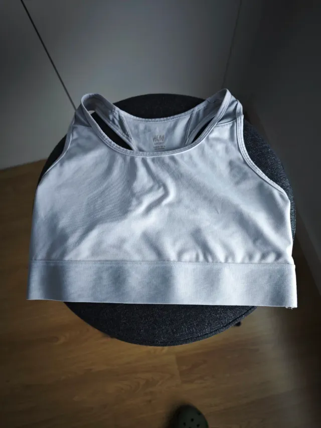 Lote de camisetas deportivas mujer grises y blanca