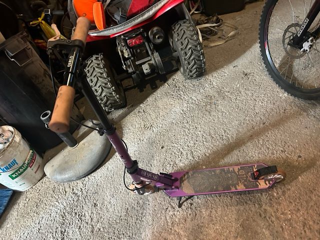 Patinete infantil Oxelo morado