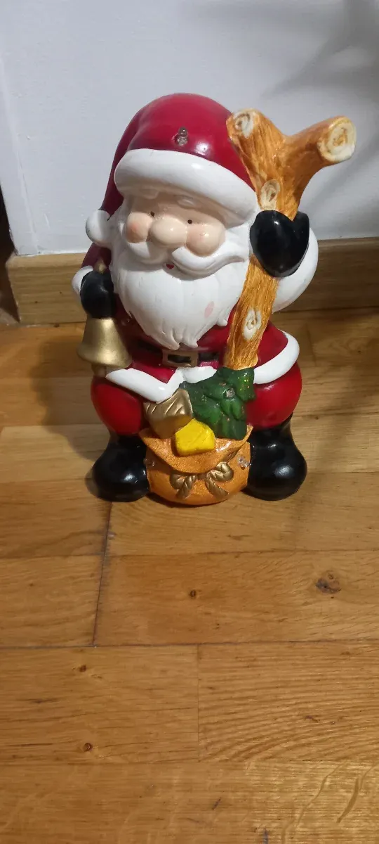 Figura de cerámica de Papá Noel. 30cm.
