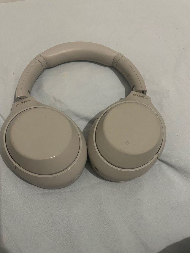 Auriculares Sony Beige