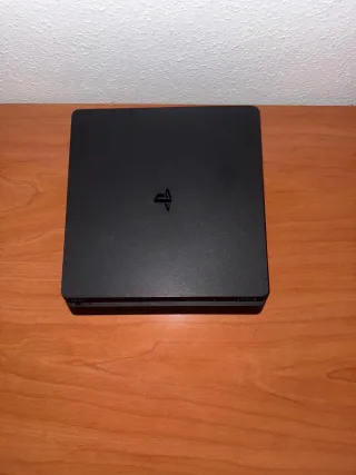 Consola Sony PS4 Negra