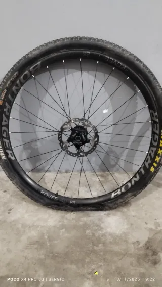 Llanta de carbono Bontrager