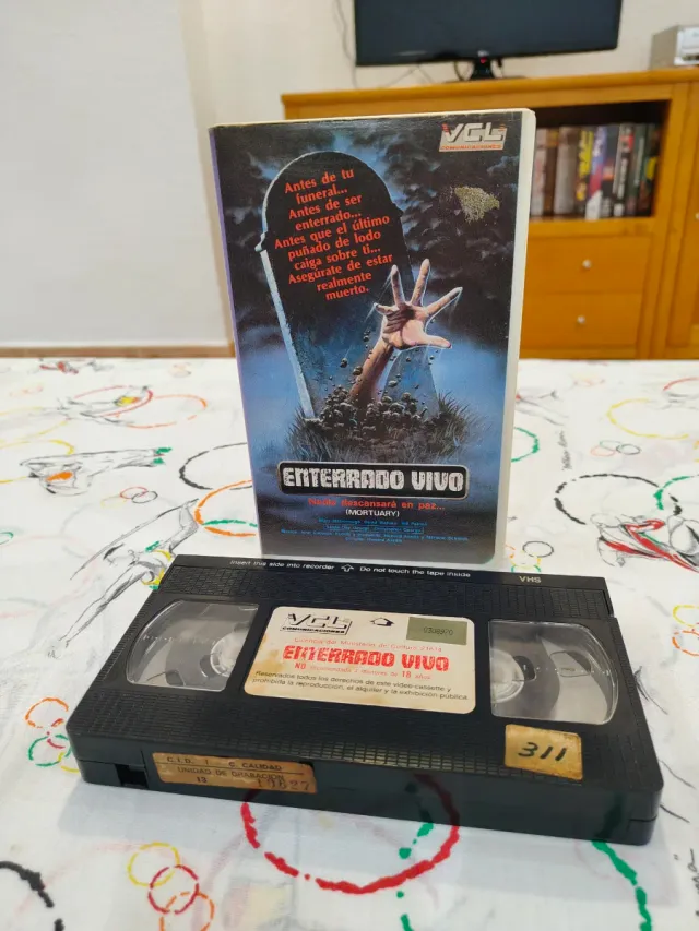 VHS Enterrado Vivo (Mortuary) Terror