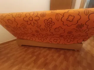 Oportunidad por traslado Sofá cama naranja