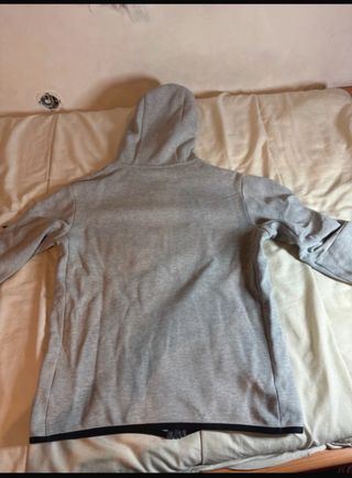 Sudadera Nike tech