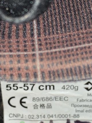 Casco de equitación marrón