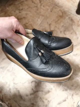 Zapatos negros de curpiel