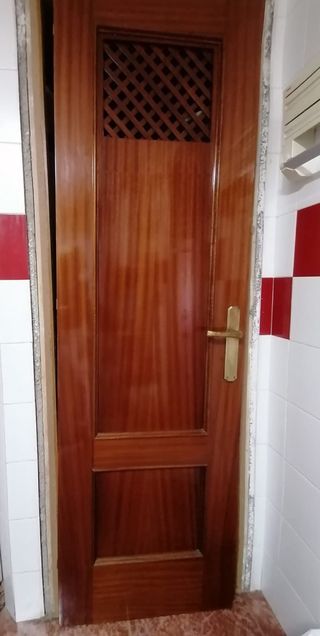 Puerta despensa madera 2,02x63