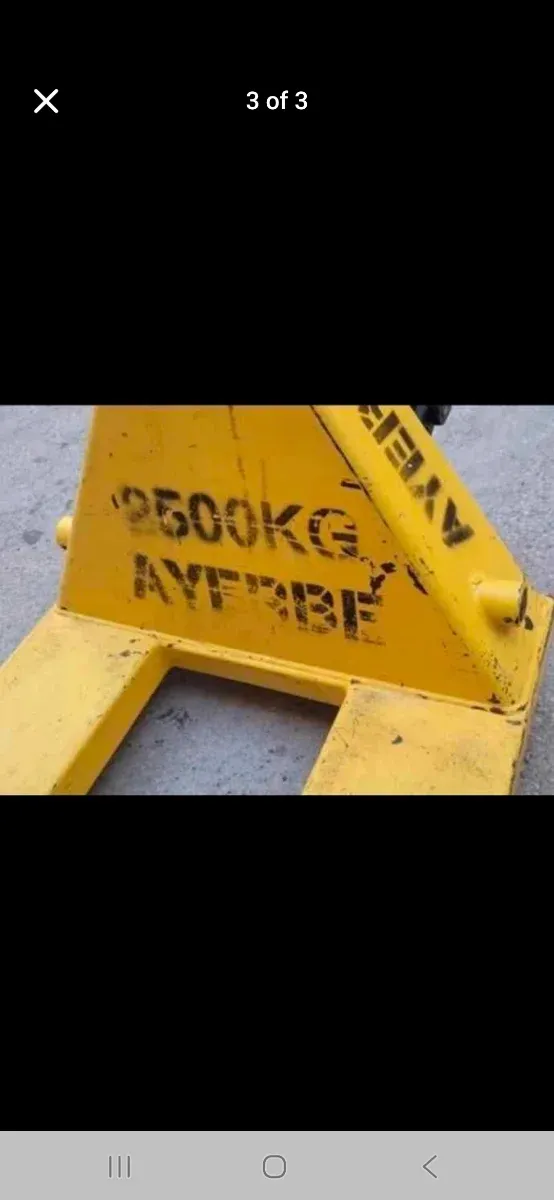 Transpaleta manual AYERBE