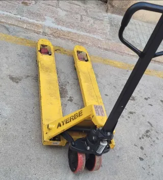 Transpaleta manual AYERBE