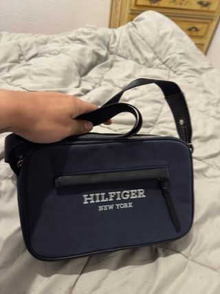 Remato mi Bandolera Tommy Hilfiger Azul Marino