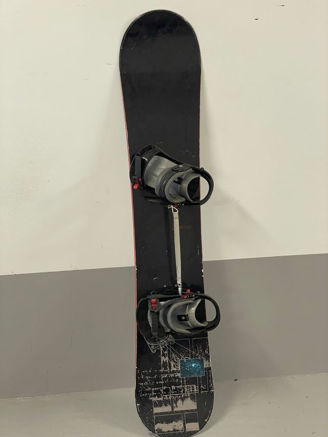 Tabla de Snowboard con Fijaciones