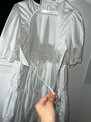 Vestido blanco Zara volantes manga abullonada