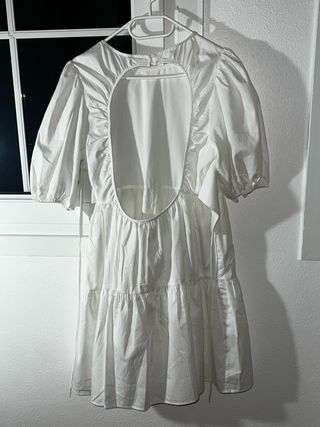 Vestido blanco Zara volantes manga abullonada
