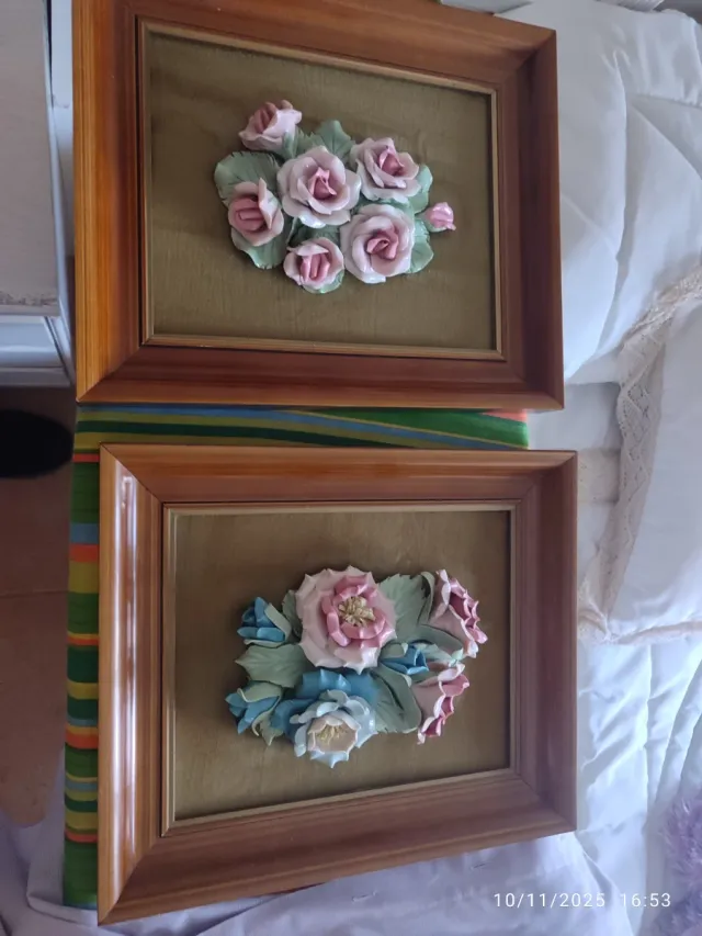 2 Cuadros Cerámica Flores Madera