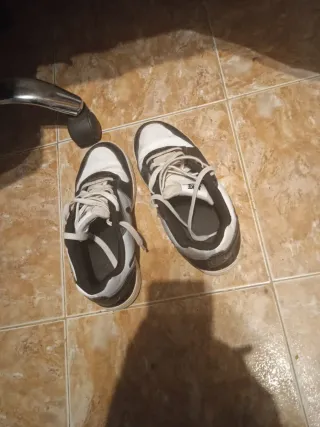 Zapatillas Nike Negras y Blancas