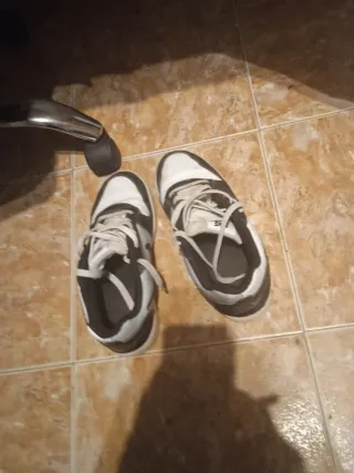 Zapatillas Nike Negras y Blancas