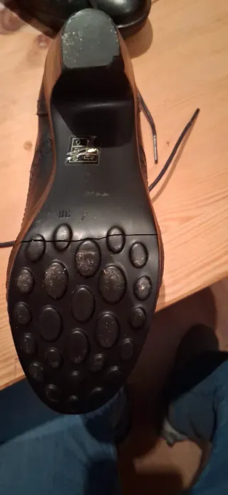 Zapatos de vestir negros con cordones