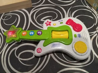 Guitarra infantil musical con luces