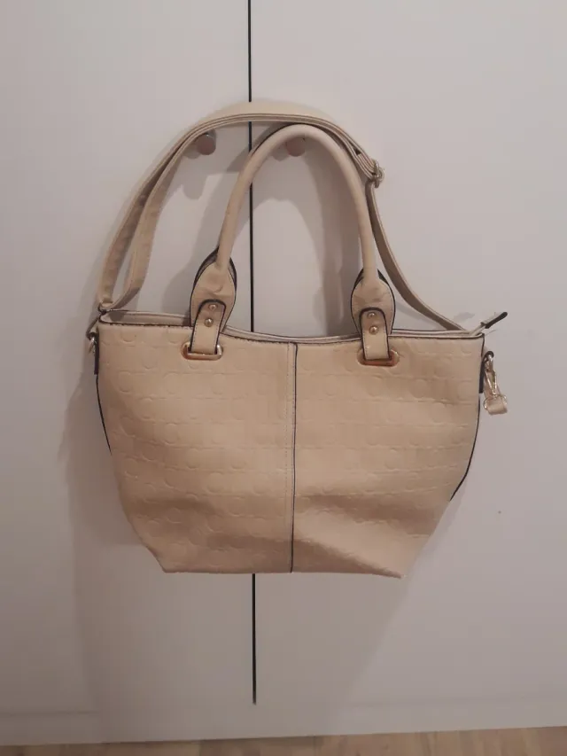Bolso beige