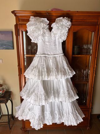 Traje Flamenca Blanco Hecho a Mano