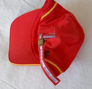 Gorra Atlético de Madrid Roja. Es  oficial !!