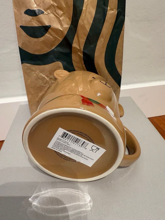 Tazza Starbucks Orso di Natale 2025