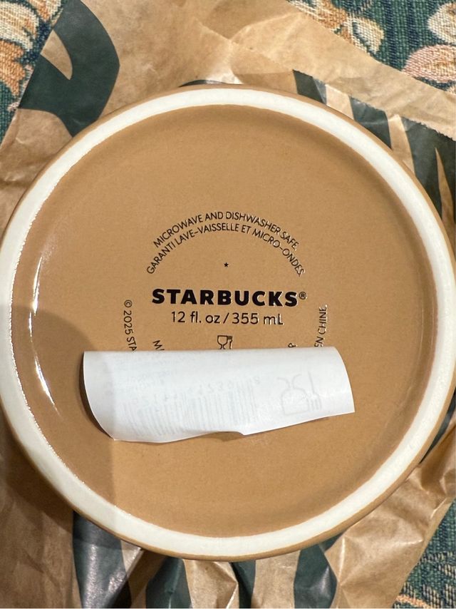 Tazza Starbucks Orso di Natale 2025