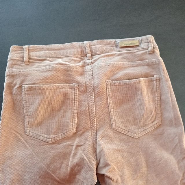 Pantalón micropana beige T. 38