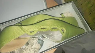 3 pares de tacones mujer.