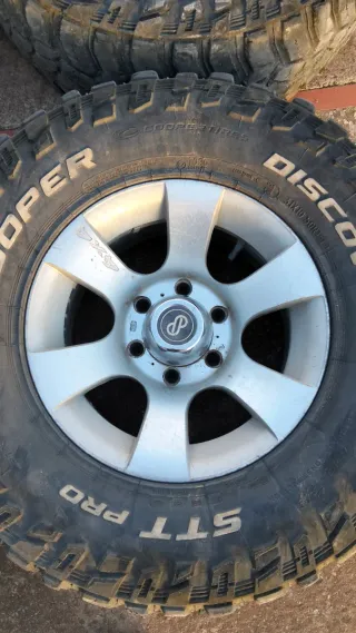 Llantas 4x4 Toyota.