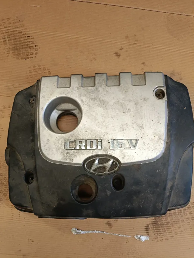 Tapas variadas de motor