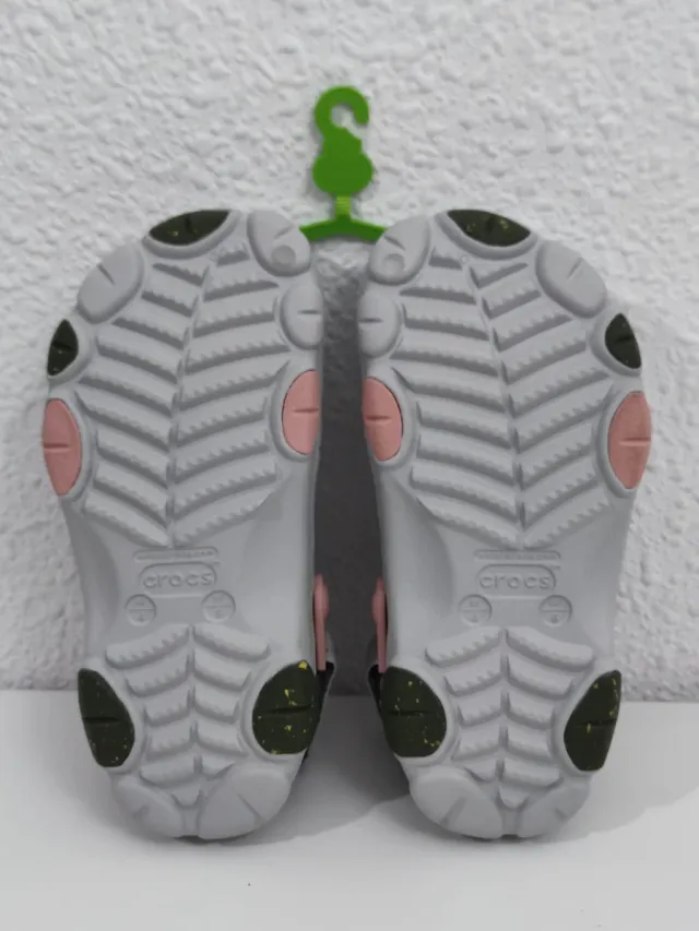 Crocs Classic All Terrain zuecos unisex