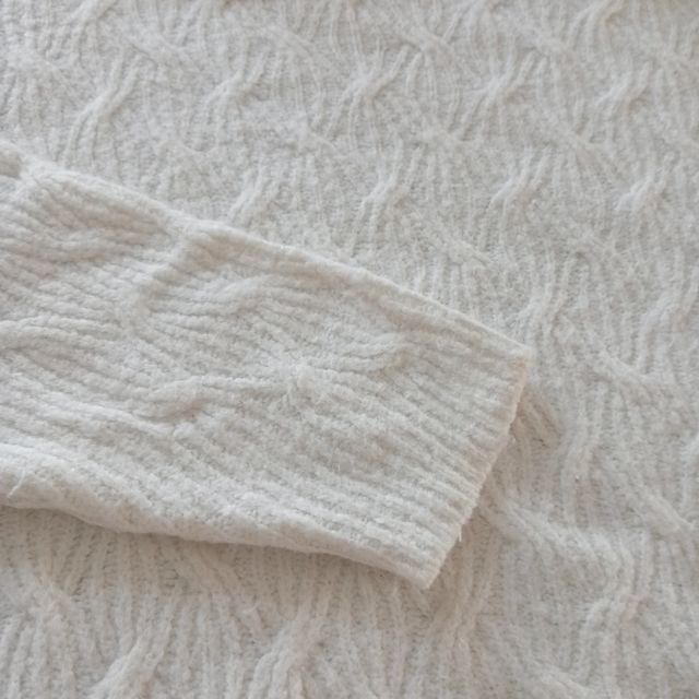 Jersey cuello largo alto. T. M