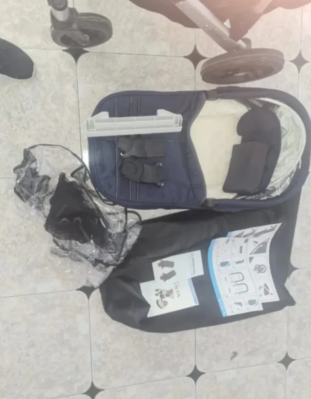 Carro de bebé EN CAJA