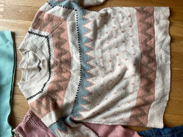 Lote 4 prendas: jerséis y pantalones