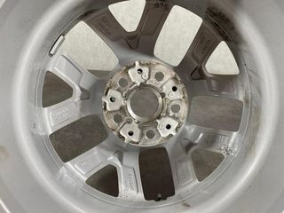 Llantas Volkswagen Caddy 17"