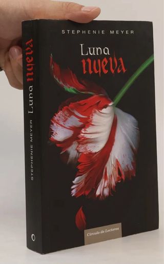 LUNA NUEVA Libro