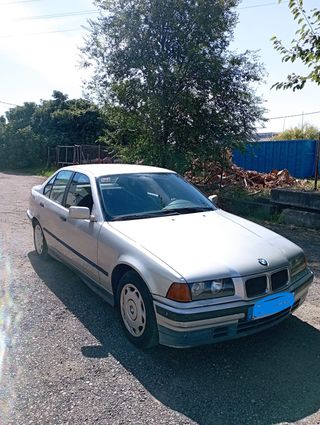 BMW 318 I 4