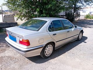 BMW 318 I 4