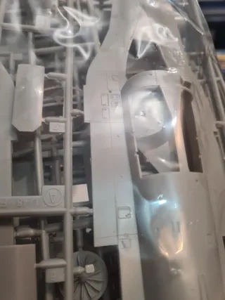 Rara maqueta Mitsubishi F2A 1/48 Detail Up Version