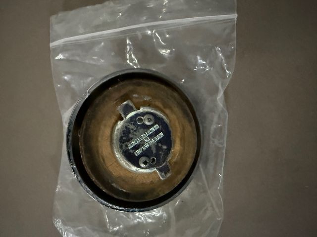 Tapón de gasolina con llave