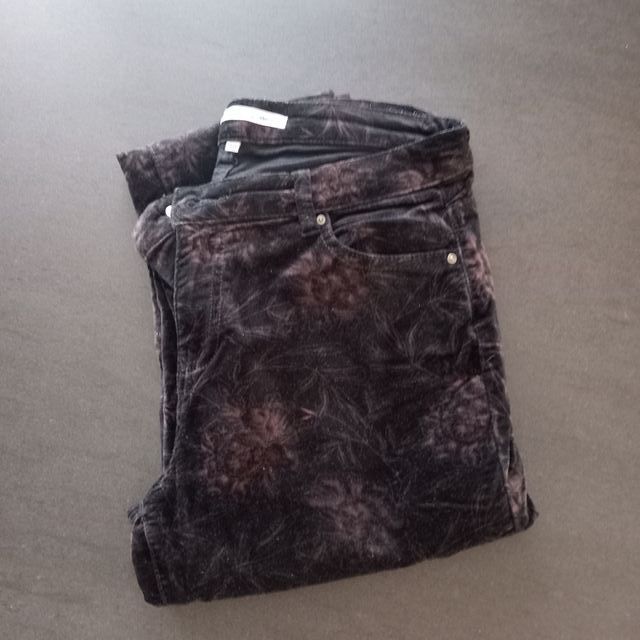 Pantalón terciopelo estampado T.38